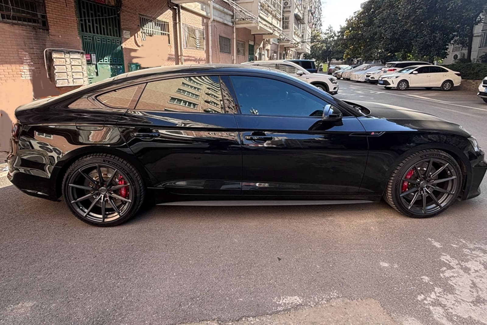 Audi A5 — Комплект по кругу: 6-поршневой S67A + задний EPB S47AAR · диски 380 мм — фото 2