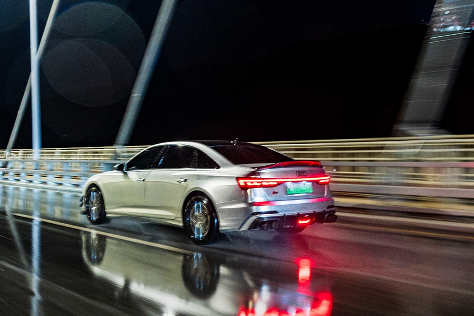 Audi A6L — Комплект по кругу: 12-поршневой S1200 + задний EPB S47AAR · диски 380 мм — фото 2