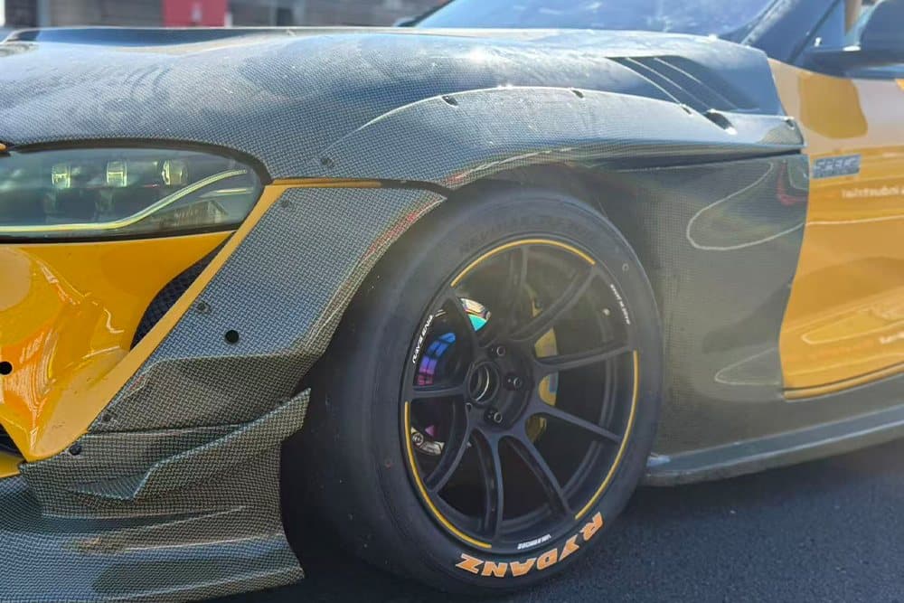 Toyota GR Supra — тормоза SAVANINI перед R680A · зад R680R · диски 380 мм, карбон-керамика — фото 3